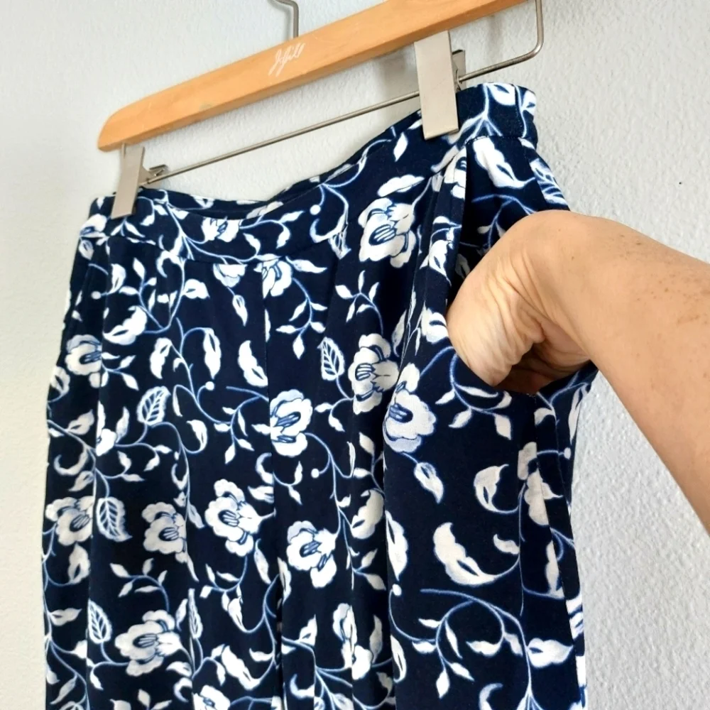 - J.Jill Wearever Collection Full-Leg Cropped Floral Print Pants size XS H… - Picture 6 of 6
